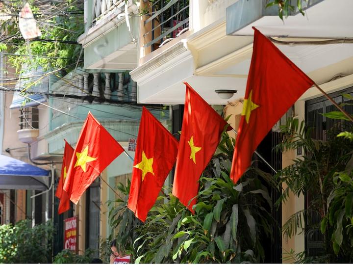 Tiêu đề: Gen Z: Lựa chọn sống 