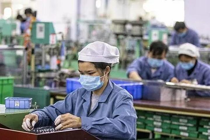 Hotspot Matrix: Biến Mua váy hoa mà không biết 4 thành cơ hội marketing đột phá